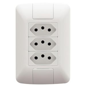 Conjunto de 3 Tomadas 2P+T Aria 20A Branco 250V Tramontina